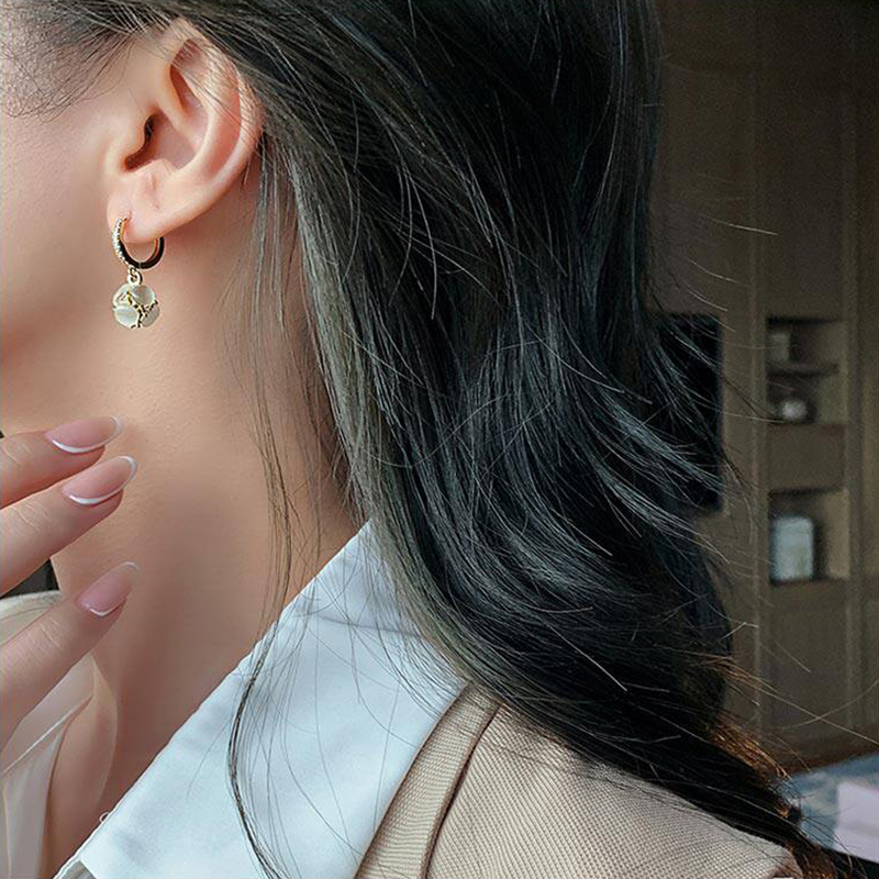 Elegant Cat's Eye Stone round  – обзор и цена Women'S Accessories Trends 2026