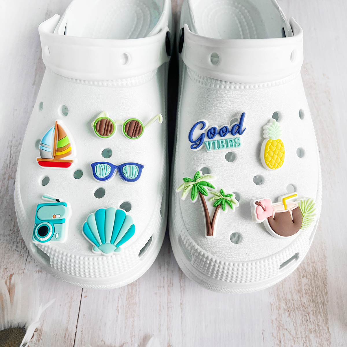 Summer Beach Coco Shoe Charms  – обзор и цена Women'S Accessories Crocs