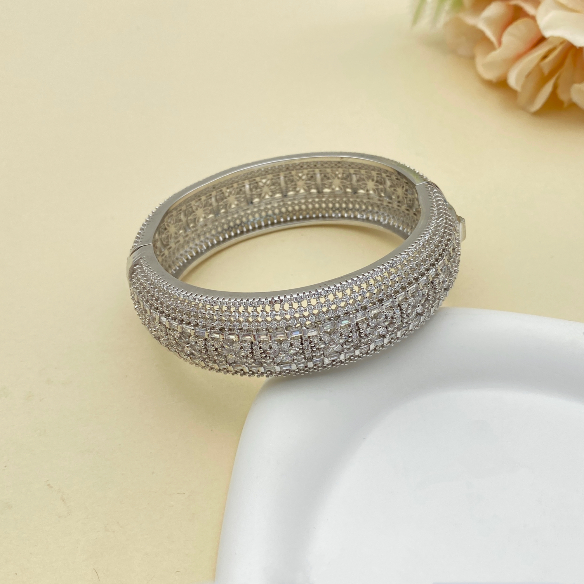 JRH Gold Plated Zirconia Bangl – обзор и цена Women Accessories Kuwait