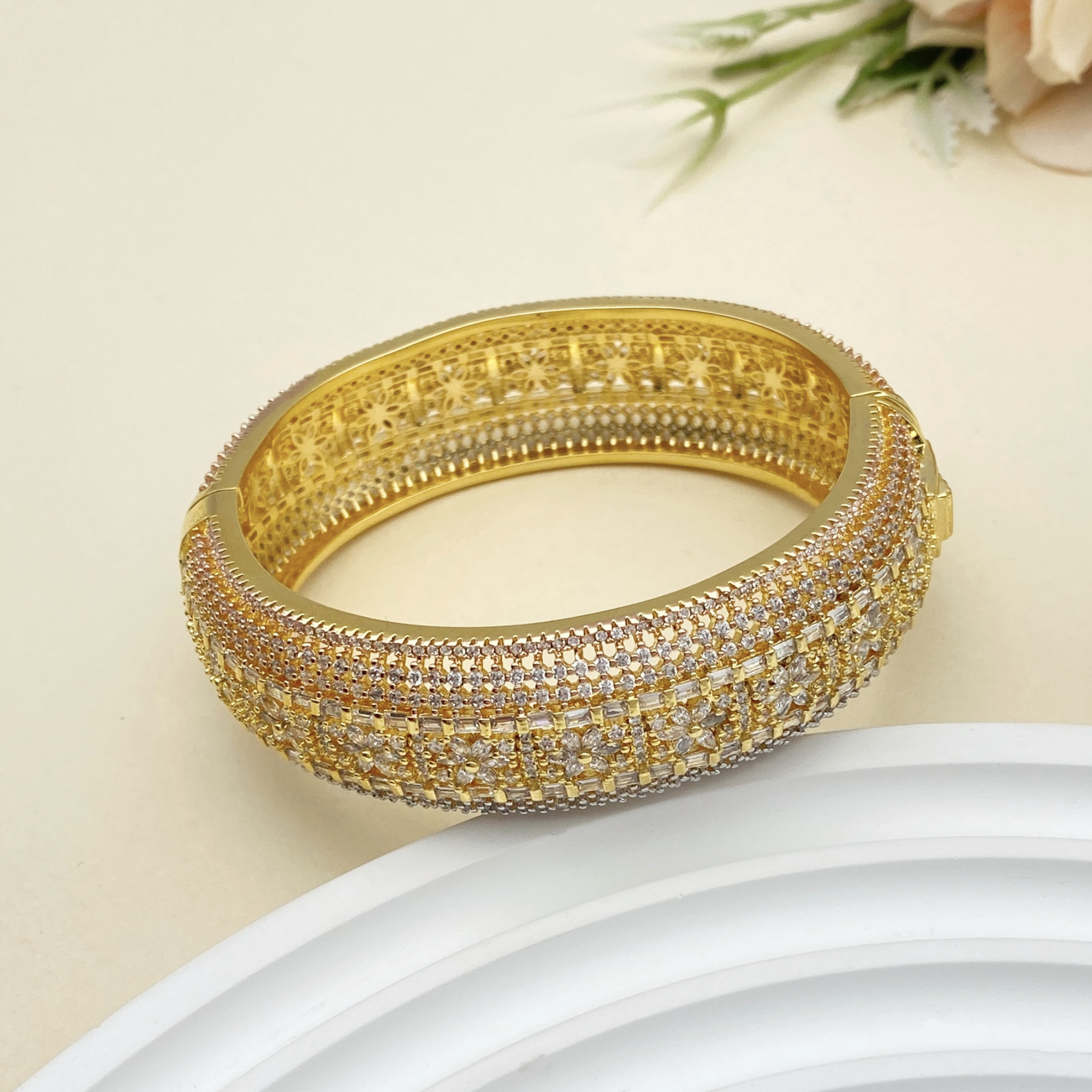 JRH Gold Plated Zirconia Bangl – обзор и цена Women Accessories Kuwait