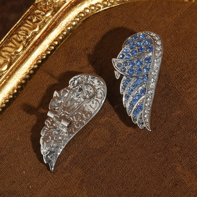 Vintage Angel Wing Blue Earrin – обзор и цена Women'S Accessories Trends 2026